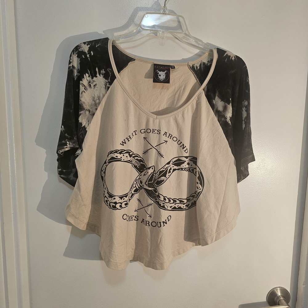 Trendy Black and Cream Graphic Tee Rat Baby Medium T-Shirt